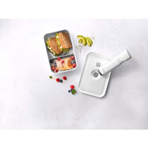 Zwilling J.A. Henckels "Fresh & Save Flat Lunch Box, Large" Vacuum-Sealed Plastic Lunch Box, Airtight Storage Container [Official Japanese Product] Fr