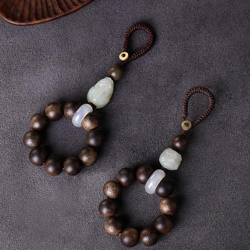 Vietnam Nha Trang agarwood semi-submersible car keychain pendant, natural Hetian jade Pixiu car interior decoration accessory
