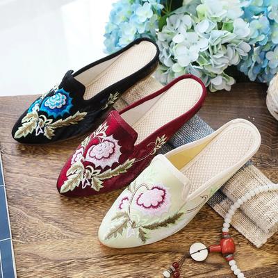 Мода 2025Китайский стиль Летние Харадзюку тапочки Женская обувь для женщин Мода Повседневная Винтаж Вышивка Этнический стиль Уличная одежда