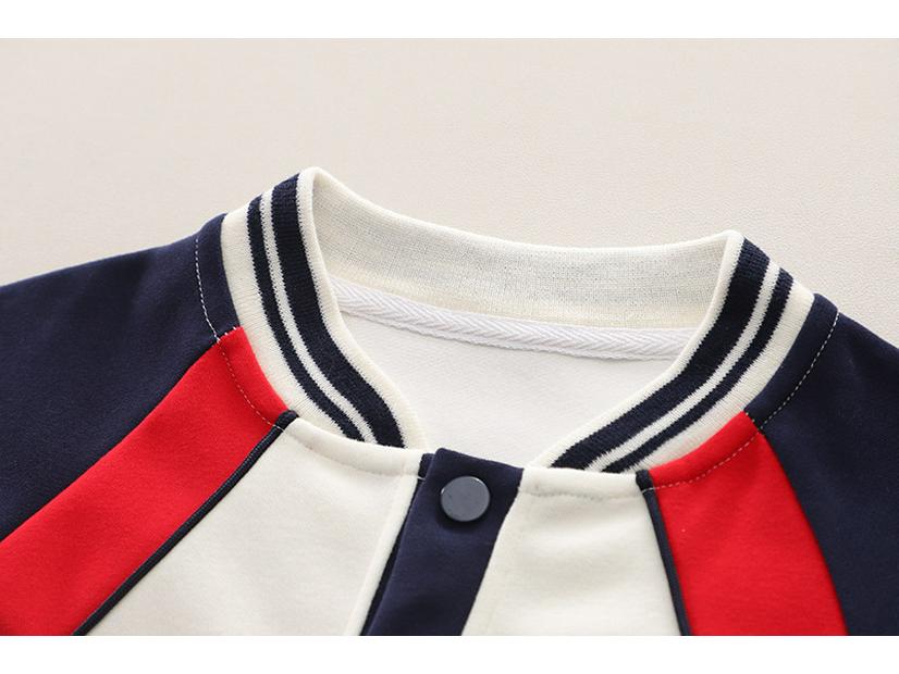 Комплект-тройка для мальчиков-малышей на весну/осень 2024 года: Модная бейсбольная куртка и одежда