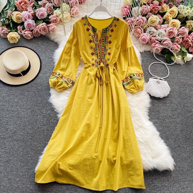 National Style Elegant Beach Vacation Dress Women Embroidery Flower Print Vintage Party Midi Dresses Female Loose Retro Design Casual Clothes