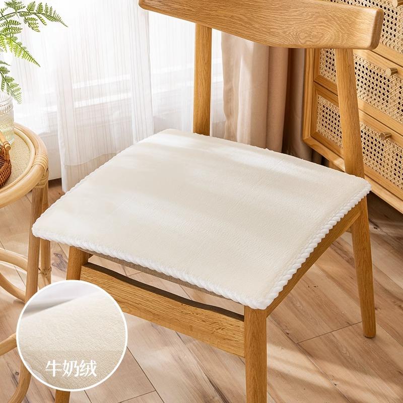 Soft Plush Chair Pads Winter Indoor Warmth Chair Covering Nonslip Comfort Dining Seat Pads Stool Mat Cover for Home Patio Kitchen Office Dorm