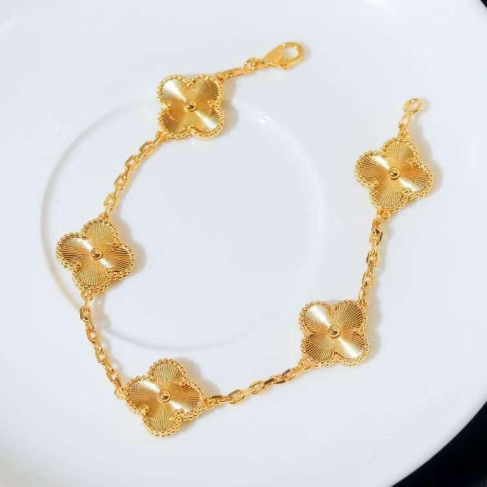 Браслет «Четырехлистный клевер Пятицветник», Усовершенствованная лазерная гравировка ЧПУ Покрытие всего тела V золото Толстое золотое покрытие 18К золото