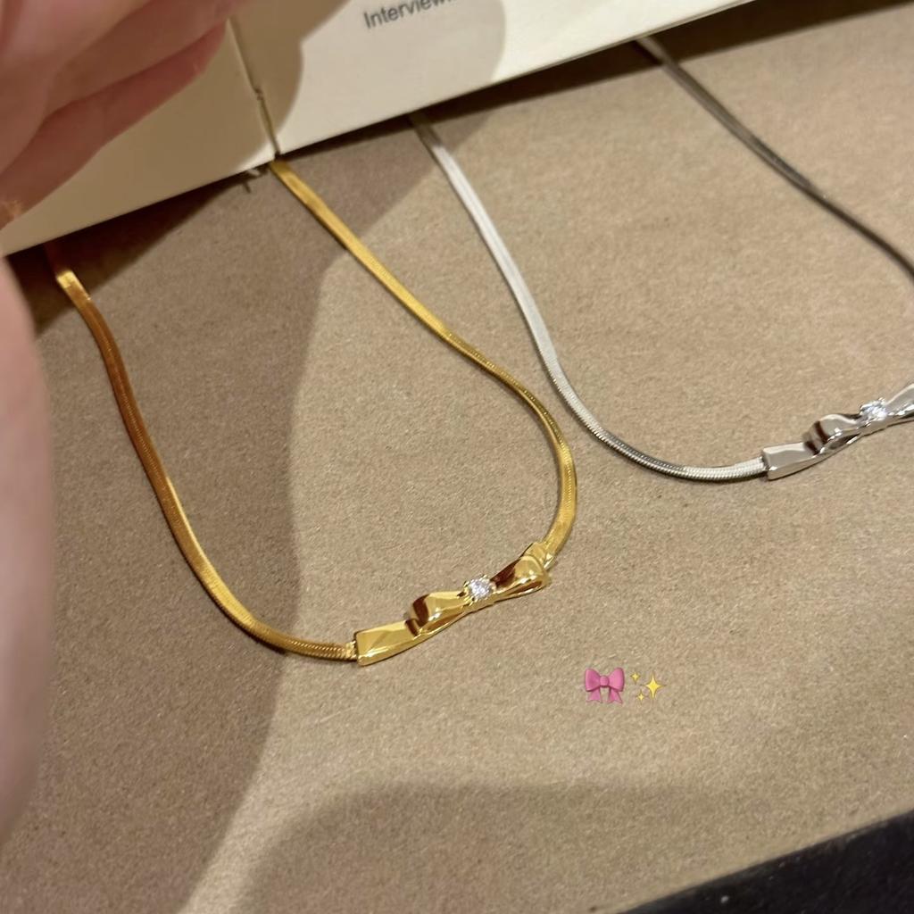 Bow Snake Bone Chain Earrings Small Fresh Sweet Elegant Clavicle Chain Versatile Blade Chain Set