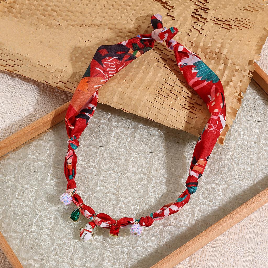 Elegant Christmas Santa Elk Silk Scarf Pendant Necklace for Women Colorfulr Tee Bow Snowman Necklace Party Jewelry Accessories