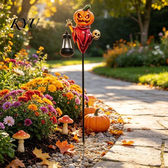 Outdoor Pumpkin Decorations Halloween Solar Garden Stake Light, Metal Decorative Stakes, IP65 Seasonal Backyard Decor Waterproof LED Landscape