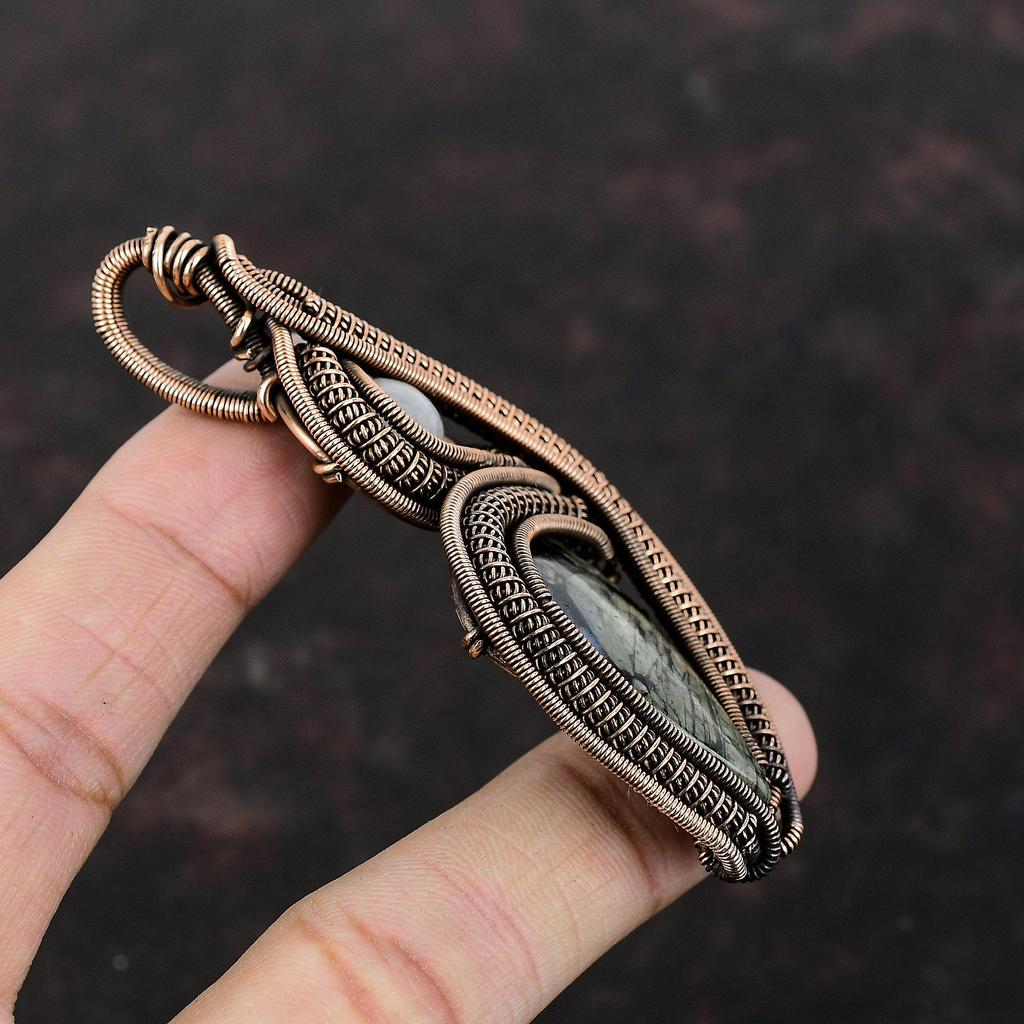 Кулон Que Sera, кулон с радужным лунным камнем, кулон с медной проволокой, кулон с драгоценным камнем ручной работы, медные украшения для подарка, украшения с проволочной обмоткой