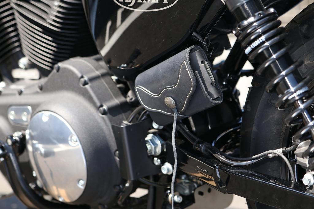 Kijima HD-06674 Мотоциклетные запчасти Кронштейн для крепления кейса ETC, Черный '14~ Модель Sportster