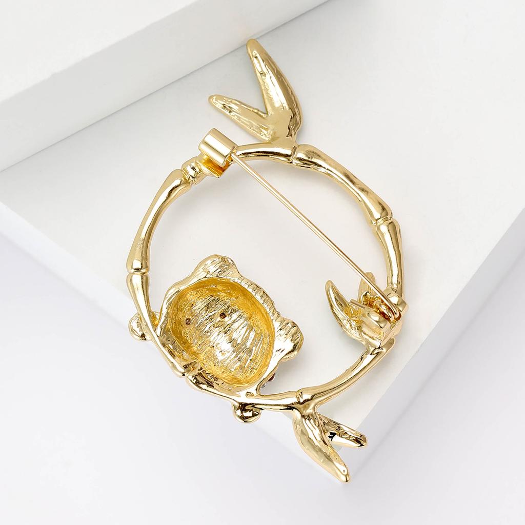 Stylish And Cute Bamboo Circle Panda Brooch Niche High-End Animal Pin Women'S Clothing Corsage Jewelry