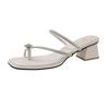 Summer new thick heel slippers women wear rhinestone cool slippers daily versatile toe sandals
