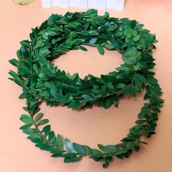 Современный искусственный ротанг Не выцветает Устойчив к ультрафиолетовому излучению Сохраняет свежесть