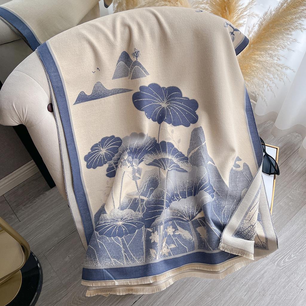 Korean version of the new jacquard warm fashion temperament scarf dual-purpose air-conditioned room shawl autumn and winter thickened shawl