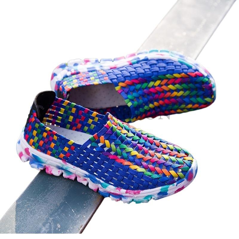 Женские туфли на плоской подошве, легкие летние дышащие универсальные туфли на плоской подошве с круглым носком, модные повседневные мокасины для женщин