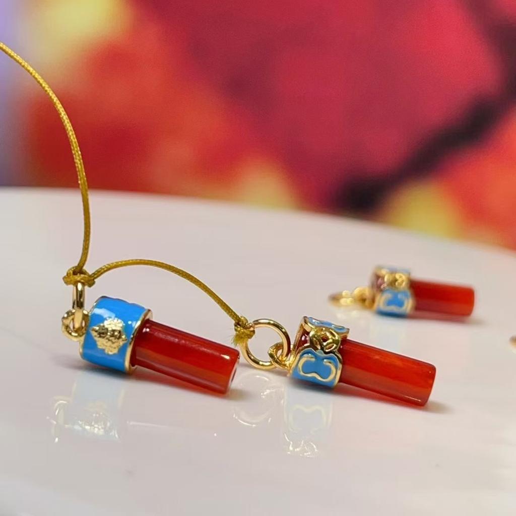 4 шт. DIY Маленький кулон Натуральный камень Красный агат Граненый кулон Для изготовления ювелирных изделий DIY Аксессуар для ожерелья, браслета, серег