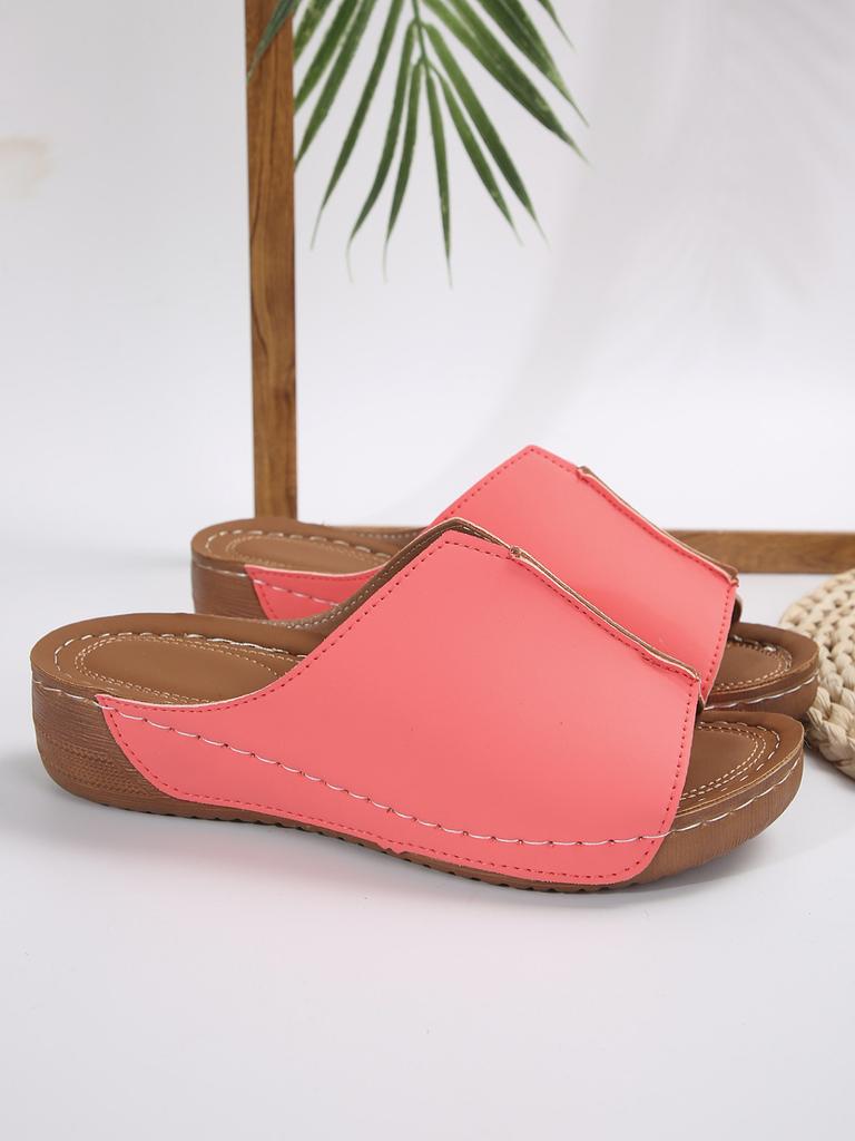 Европейские и американские тапочки с покатым каблуком и рыбьим ртом женские 2024 новые летние тапочки для отдыха импортные торговые тапочки большого размера женские производитель