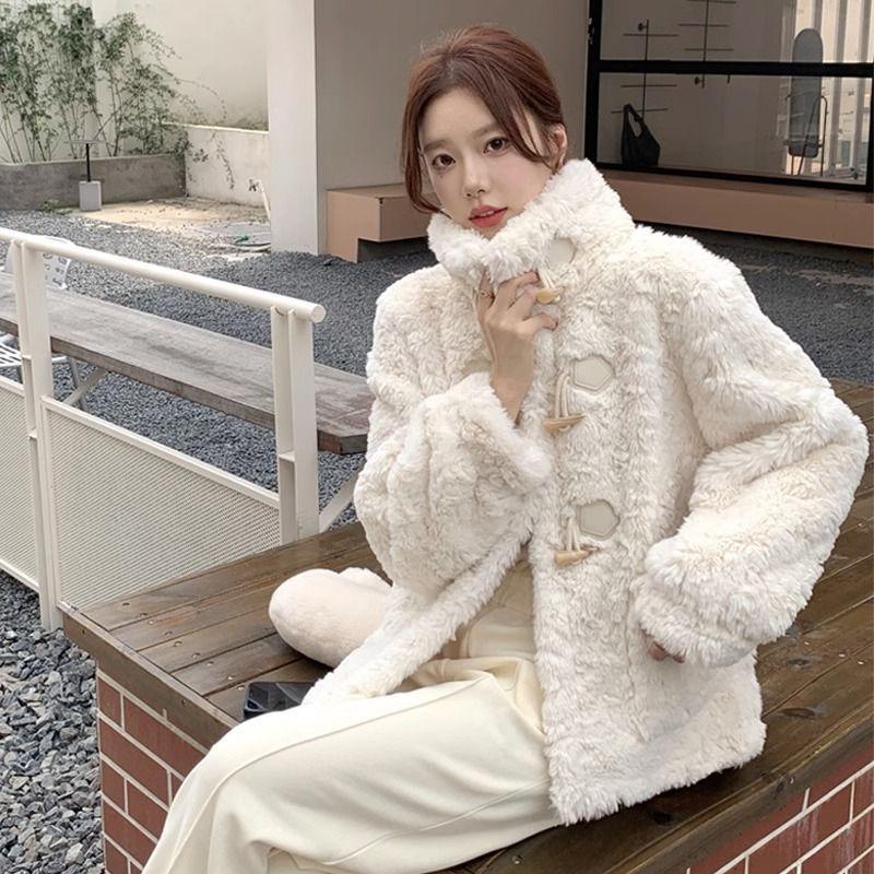 Autumn and Winter New Women's Cow Horn Button Fur Integrated Coat Wind Resistant and Warm Lamb Fur Thickened Imitation Fur Sweet