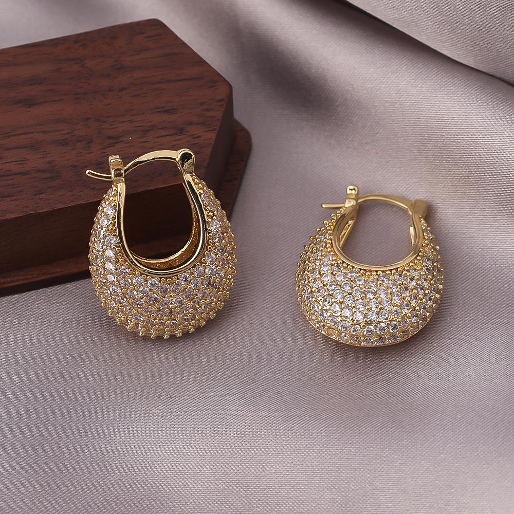 Роскошные серьги-пусеты в форме буквы U с бриллиантами: Элегантный, Универсальный и Модный