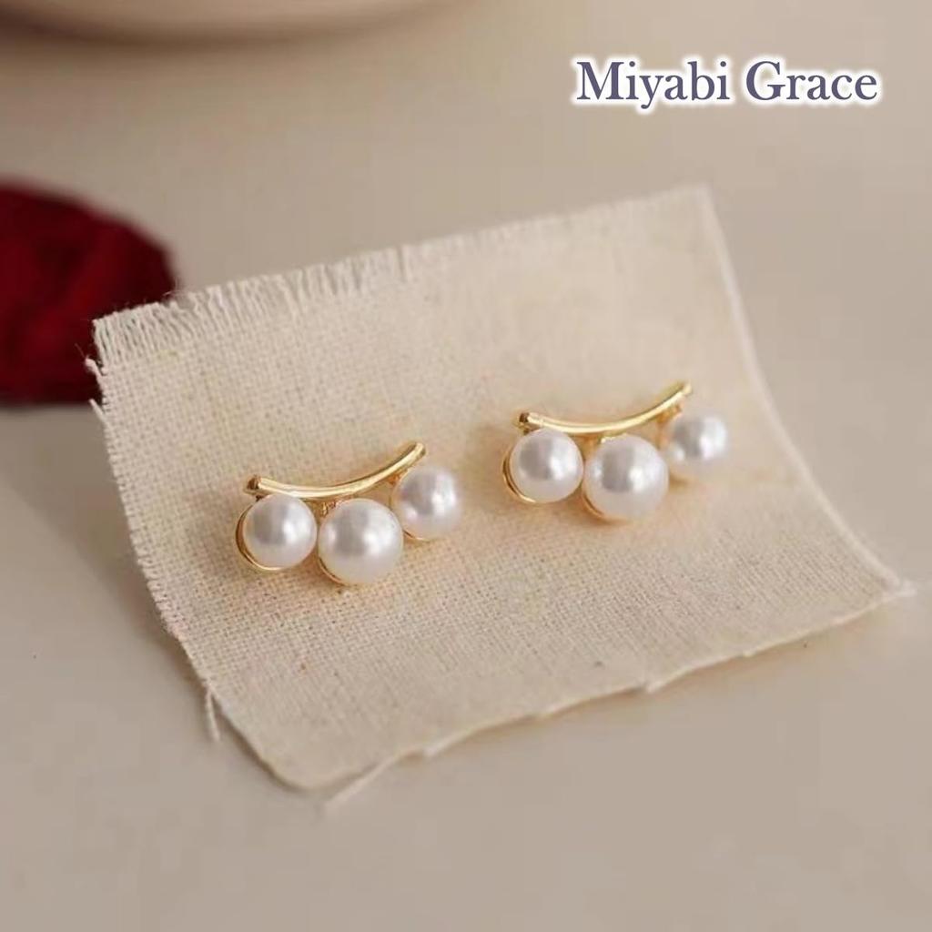 Earrings for Women Popular Earrings Painless White Pearl Gold White Silicone Pad Cushion Earrings Classy Delicate Elegant Miyabi Grace Miyabi Grace