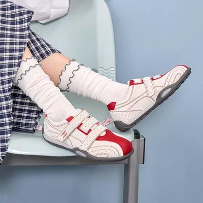 Женская обувь – Кроссовки