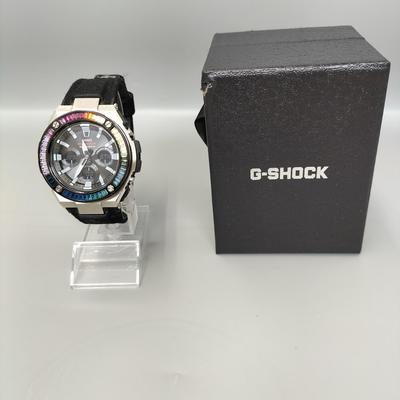 Б/у CASIO GST-W330AC G-SHOCK