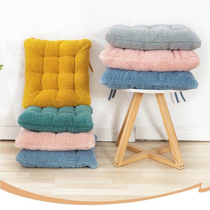 40/50cm Winter Plush Cushion Solid Color Lamb Chair Seat Cushion Pouf Tatami Room Office Car Seat Butt Pad Thicken Floor Cushion