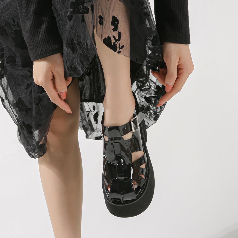 10 см Модная толстая подошва Головной убор Большой размер Новый стиль Популярная женская летняя верхняя одежда Тапочки Размер 34-43 Zapatos Mujer