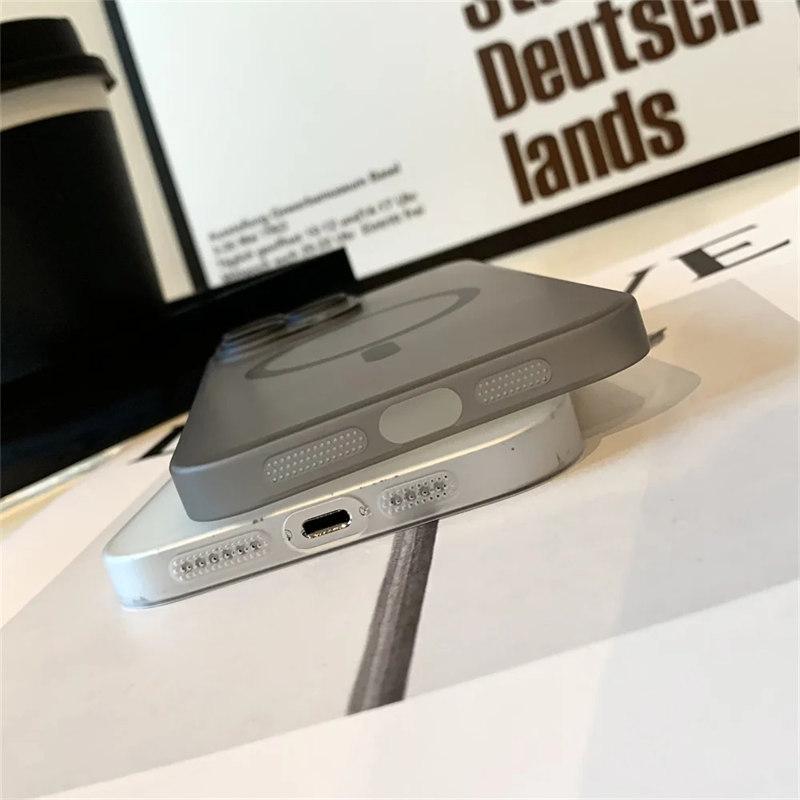 Роскошный матовый ультратонкий магнитный чехол Magsafe для iPhone 15 14 13 12 Pro Max Plus, жесткий ПК, полупрозрачный чехол для беспроводного зарядного устройства