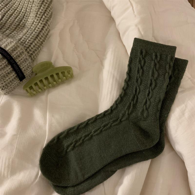 Autumn and Winter Girl Mid-calf Wool Socks, Thickened Wool Socks, Linen Pattern Mid-calf Socks for Girls, Pile Socks for Girls