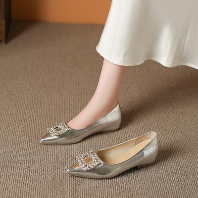 Модные женские универсальные балетки во французском стиле с низким вырезом, новинка, элегантный заостренный носок с квадратной пряжкой со стразами, офисная обувь