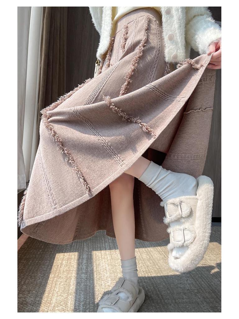 Женская осенне-зимняя белая шерстяная миди-юбка: Завышенная талия, А-силуэт с кисточками