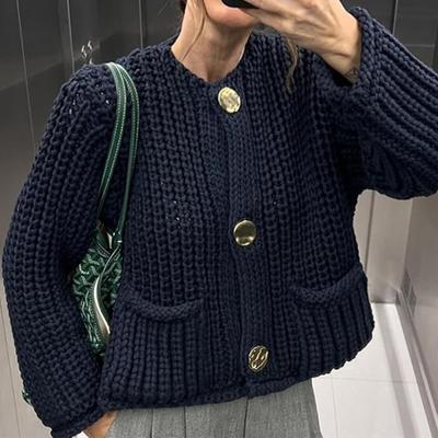 Вязаный укороченный кардиган свитер с V-образным вырезом и длинным рукавом на пуговицах свободный крой свитер пальто