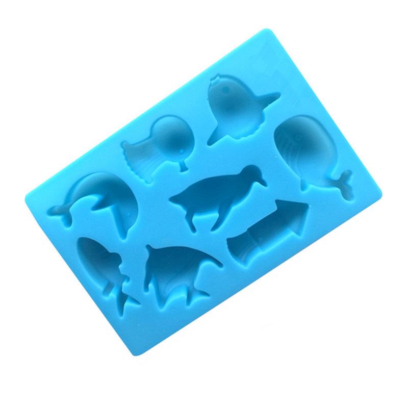 Ice Cube Cartoon 8 Hole Fish Dolphin Ice Tray Chocolate Mold DIY Baking Mold Aromatherapy Mold