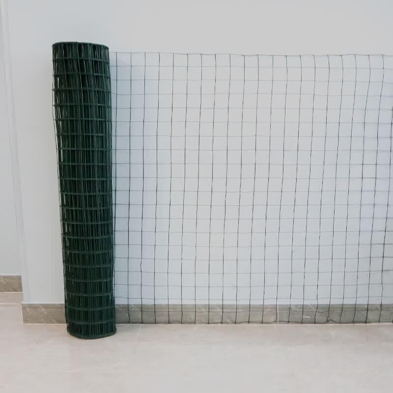 Heavy-Duty Wire Mesh Fence and Guardrail