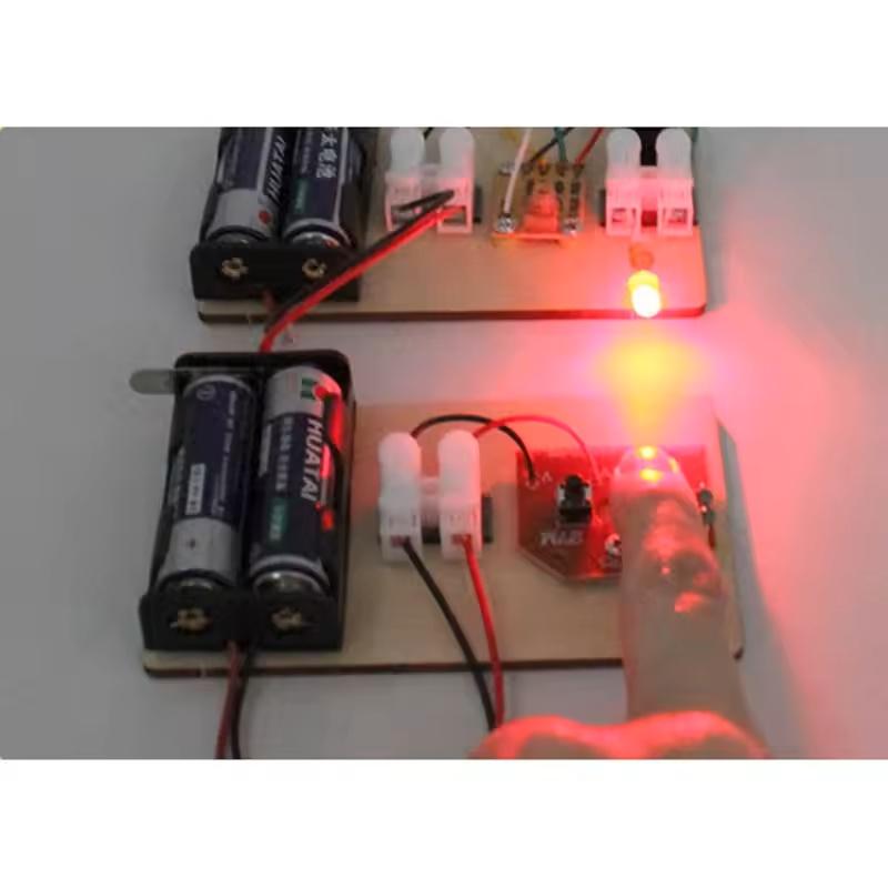 DIY wireless transmitter, children's technology telegraph machine, backbone education mode in scientific experimental equipment