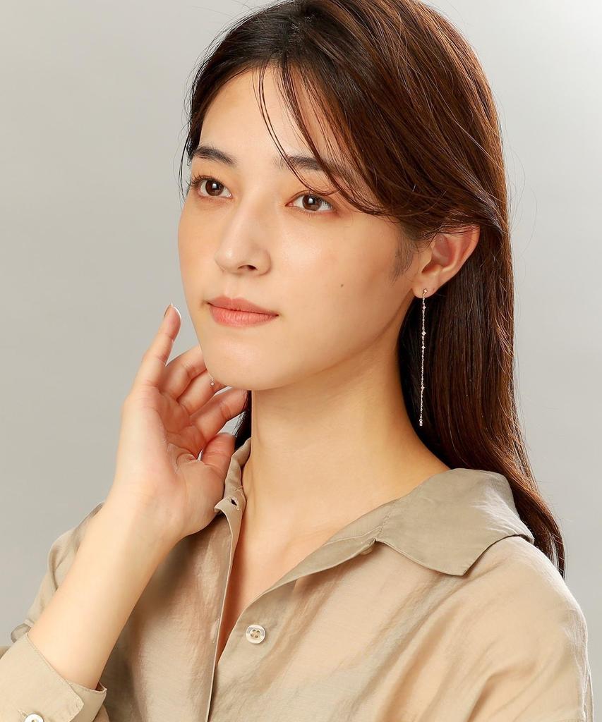 Earrings K10 Diamond Random Station Stud Earrings 40576569 Yellow Gold 00 [Kokoshnick] Women's (104)