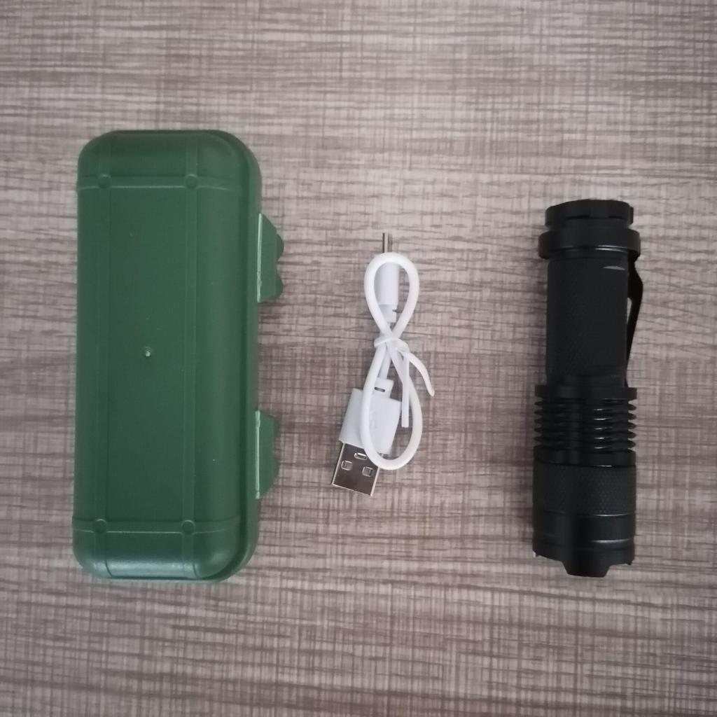 Zoom Mini SK68 Strong Light Flashlight with Pen Clip for Camping