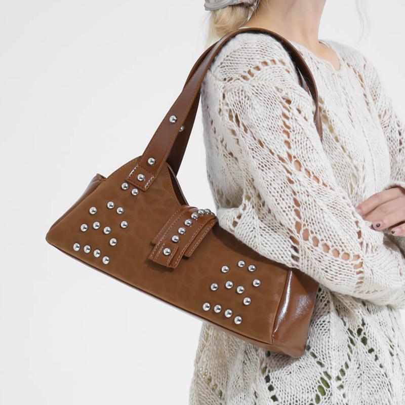 Underarm Bag PU Leather Studded Shoulder Bag for Women Rivet Punk Clutch Purse for Work Travel Shopping Trendy Hobo Purse