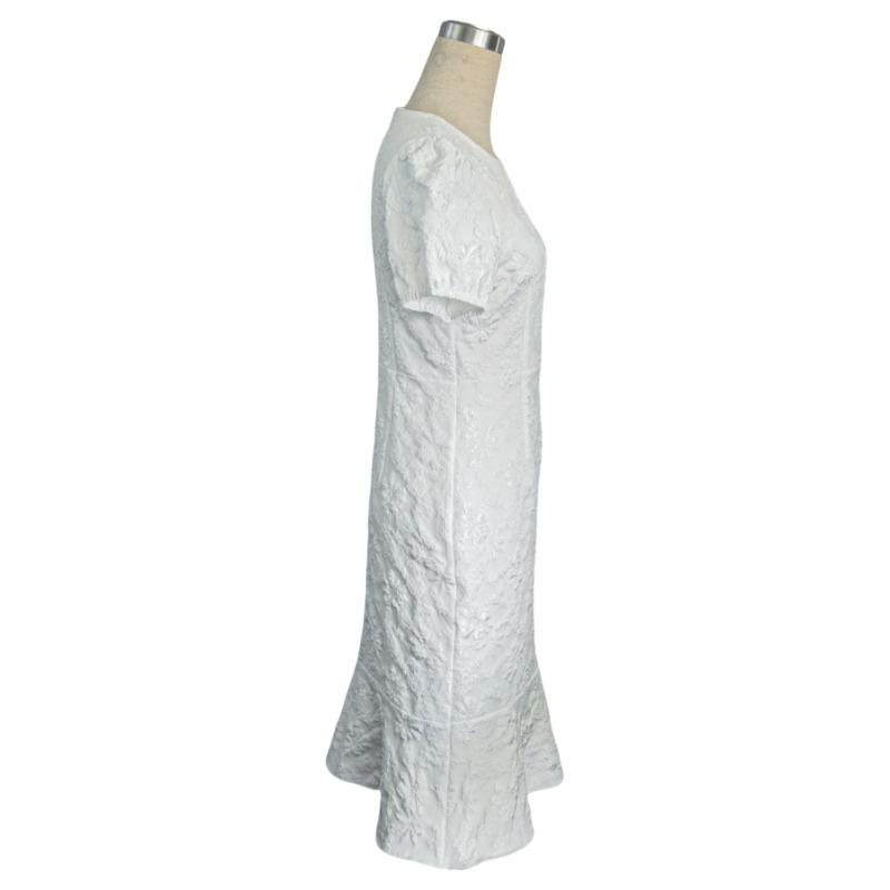 Летнее стройнящее и облегающее женское платье, модное и элегантное, универсальное как для работы, так и для повседневной носки