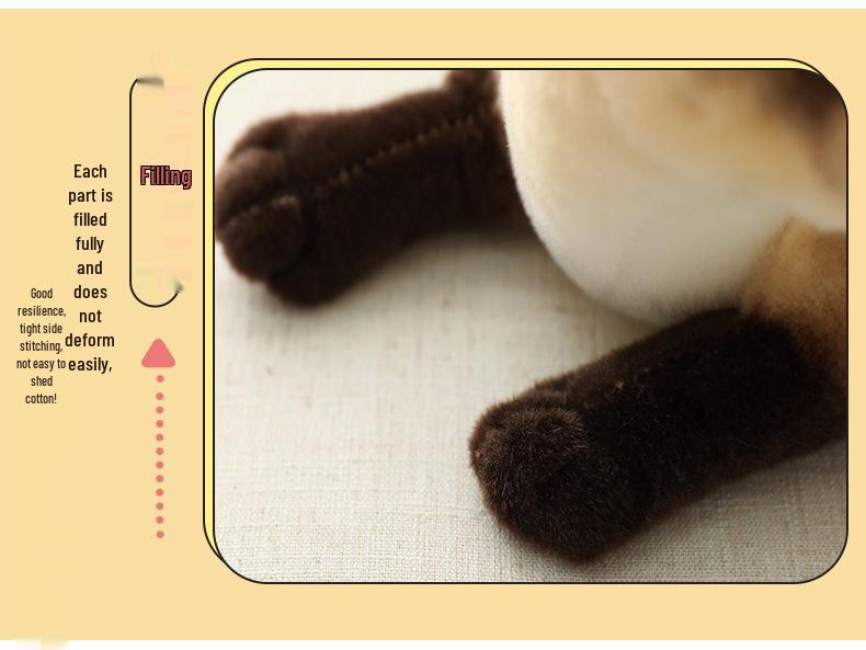 Реалистичная плюшевая фигурка кошки