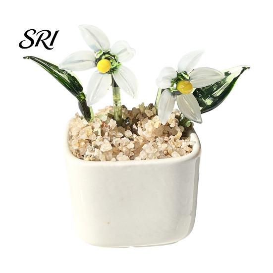 Exquisite Glass Flower Craft Miniature Figurine Hand Blown Mini Bouquet in Small Decorative Plant Pot Collectible Blooming Ornament for Home