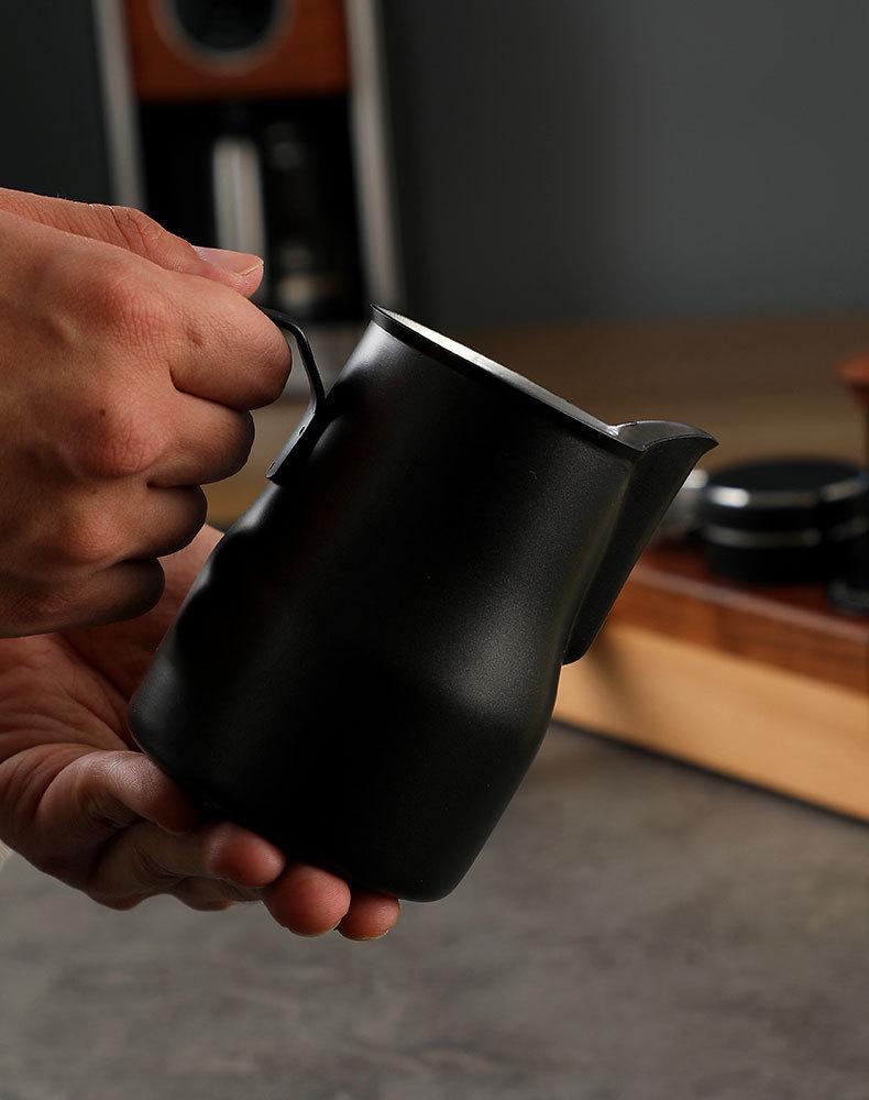 Кувшин для латте из нержавеющей стали: Питчер для взбивания молока для латте-арта