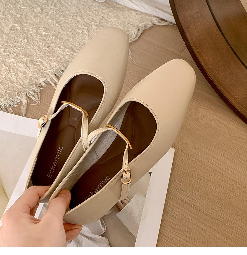 Модные ретро туфли с плоским дном и небольшим вырезом, женские кожаные туфли 2025 года, новые весенне-осенние туфли Мэри Джейн на французской мягкой подошве