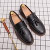 Британский стиль Модные мужские деловые мокасины Повседневная повседневная обувь на плоской подошве Мужская обувь для вождения на открытом воздухе Толстая подошва Износостойкая