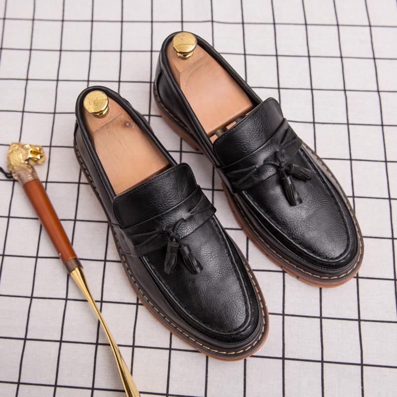 Британский стиль Модные мужские деловые мокасины Повседневная повседневная обувь на плоской подошве Мужская обувь для вождения на открытом воздухе Толстая подошва Износостойкая