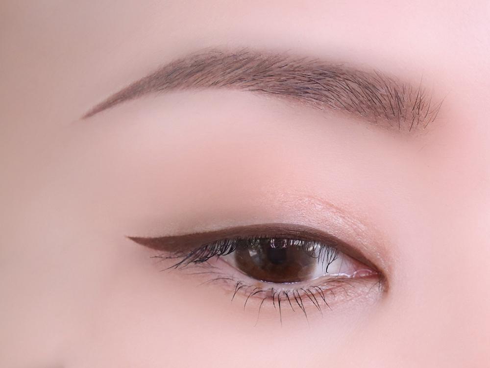 Выберите 1 из 2 лайнеров-кистей SISTER ANN Perfect Edge