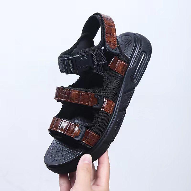 Sandals Men's 2025 Summer New Fashion Trend Beach Shoes Outdoor Massage Soft-soled Casual Cool Slippers