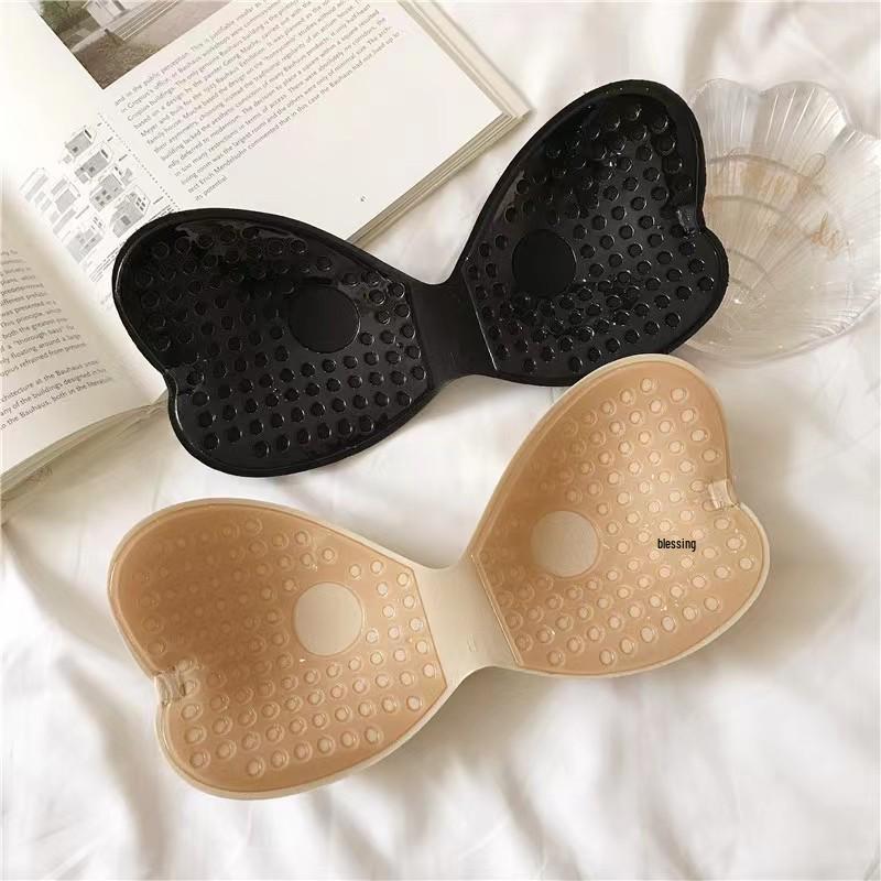 Silicone Push-Up Breast Pasties: Strapless, Invisible Nipple Covers for Small Busts, Ideal for Wedding Dresses.