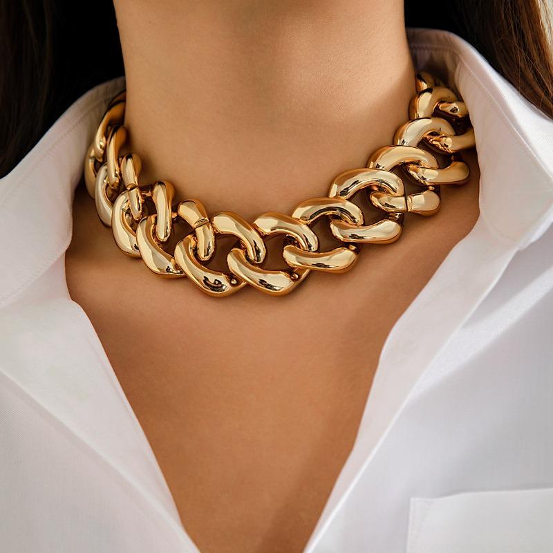 Meier Sweet and edgy y2k punk style chain necklace, multi-wear choker with geometric clasp
