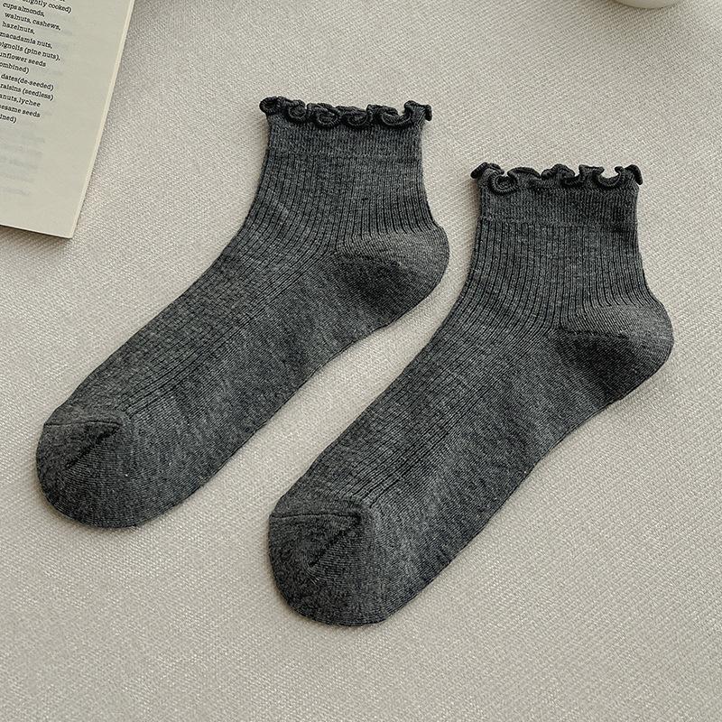 Female Spring and Summer Thin Style Draw A Mesh Lovely Cream Ear Ear Side In The Tube Socks