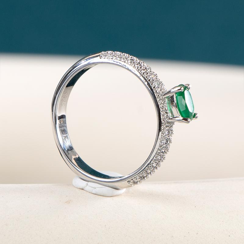 BELLA BOX Factory Wholesale Retro Female Ring Band Classic Oval Cubic Zircon Prong Setting Wedding Finger Ring For Women Gift